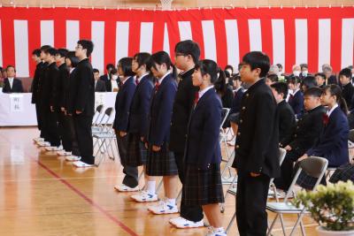 尚英中学校入学式
