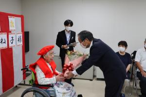 花束贈呈