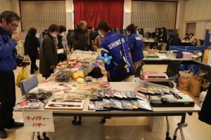 チャリティバザー